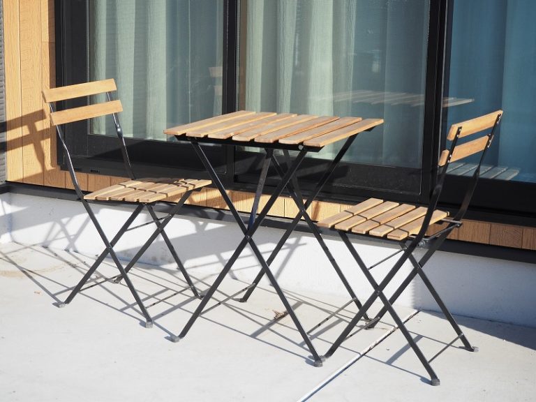 【格安のオススメTÄRNÖ テルノー】IKEAで購入した屋外用チェアとテーブルを紹介｜家づくり DIYブログ