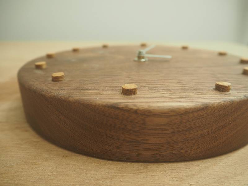 丸型　時計　作り方　DIY　木工　トリマー　ウォールナット