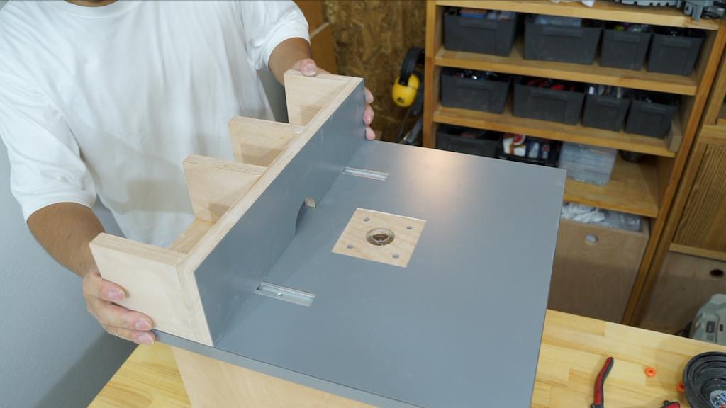 木工diy 集塵機能のあるガイド付きトリマーテーブルを作る Part 2 Diy熱中教室
